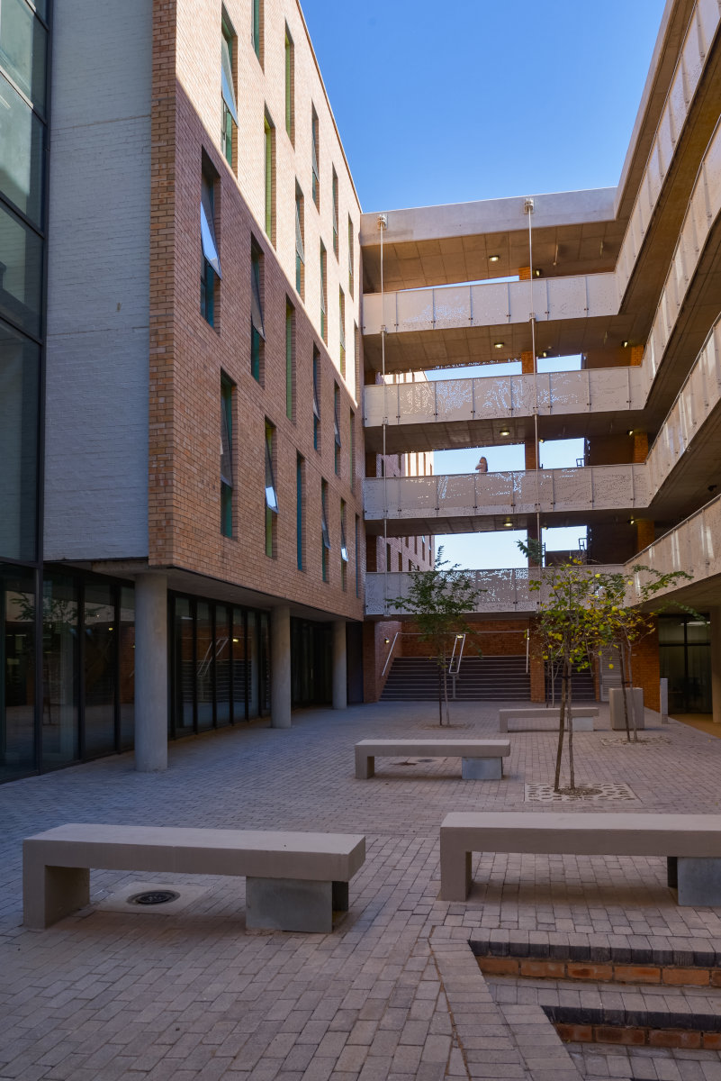 SPU (C001) Moroka Residence  Photos